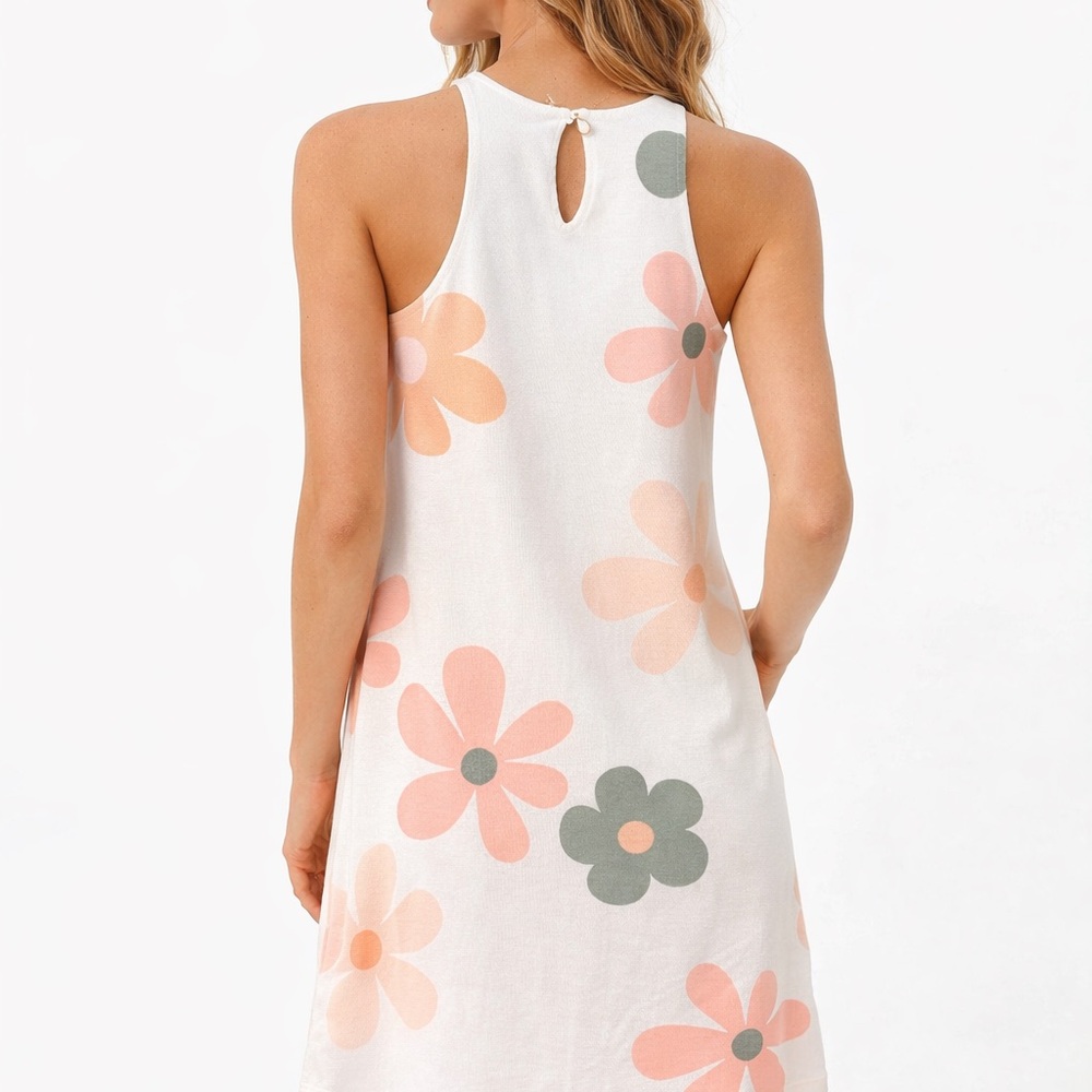 NWT Gilli Floral Sleeveless Shift Dress